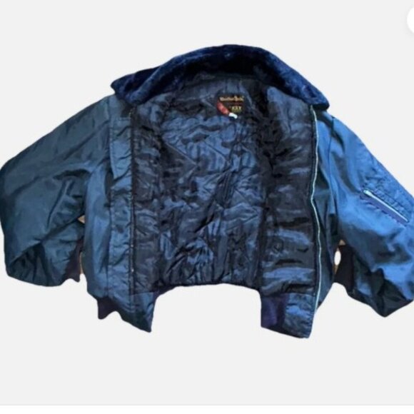 Vintage Navy Blue Bomber Jacket, EMAR Zipper, Quilted Inside Faux Fur Collar - Picture 4 of 16